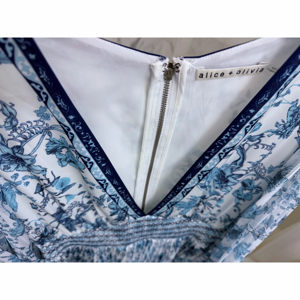 Alice + Olivia Sion Sunburst Pleated Maxi Dress Spring Sky Blue Floral Print 10 - Picture 8 of 16